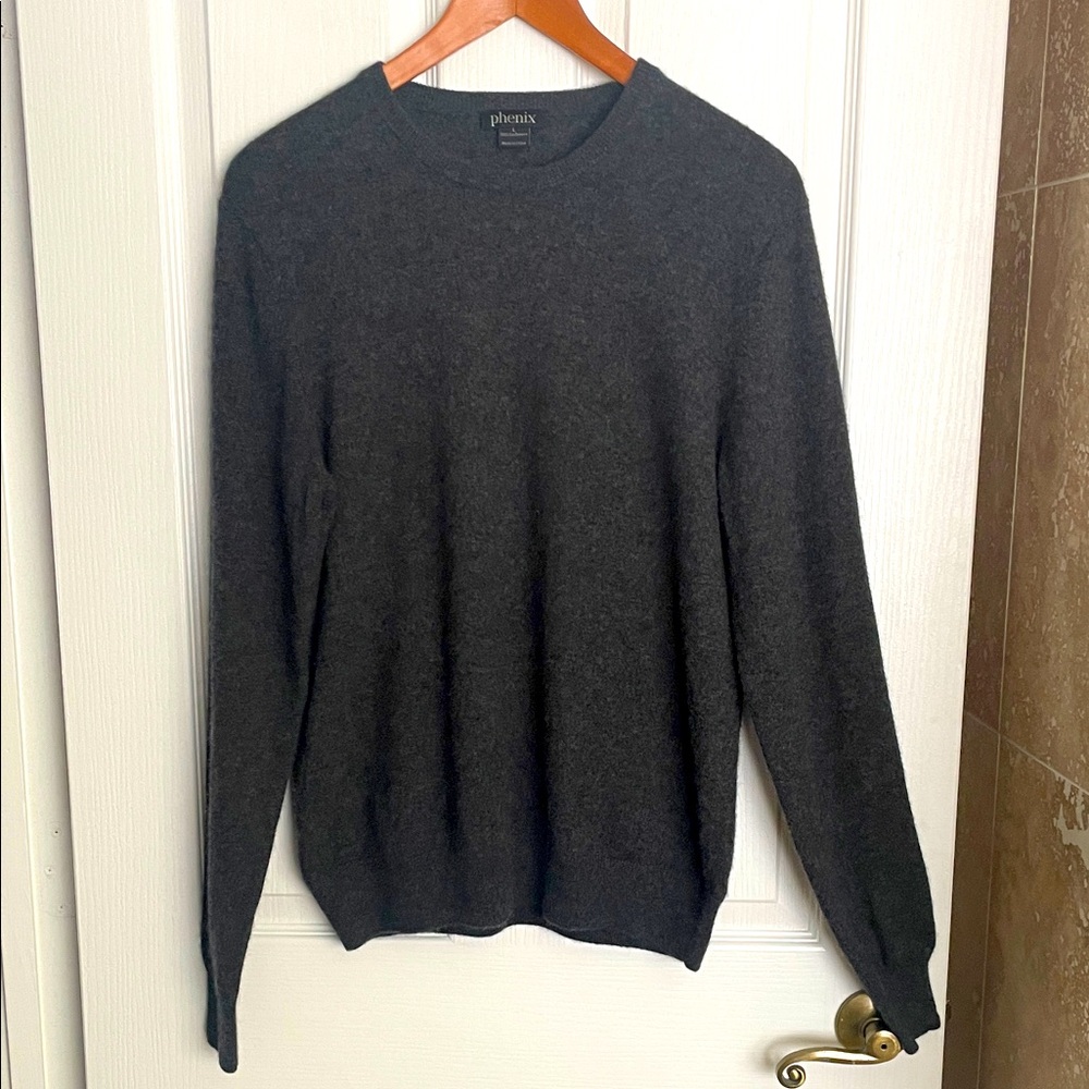 Phenix Men's Charcoal Crewneck Cashmere Sweater